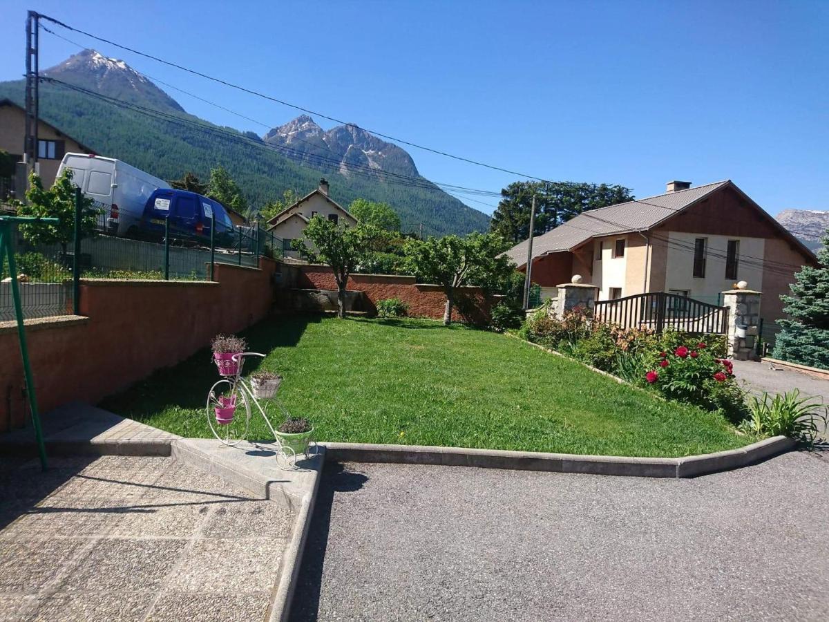 Maison Mitoyenne Avec Terrasse Villar-Saint-Pancrace Εξωτερικό φωτογραφία